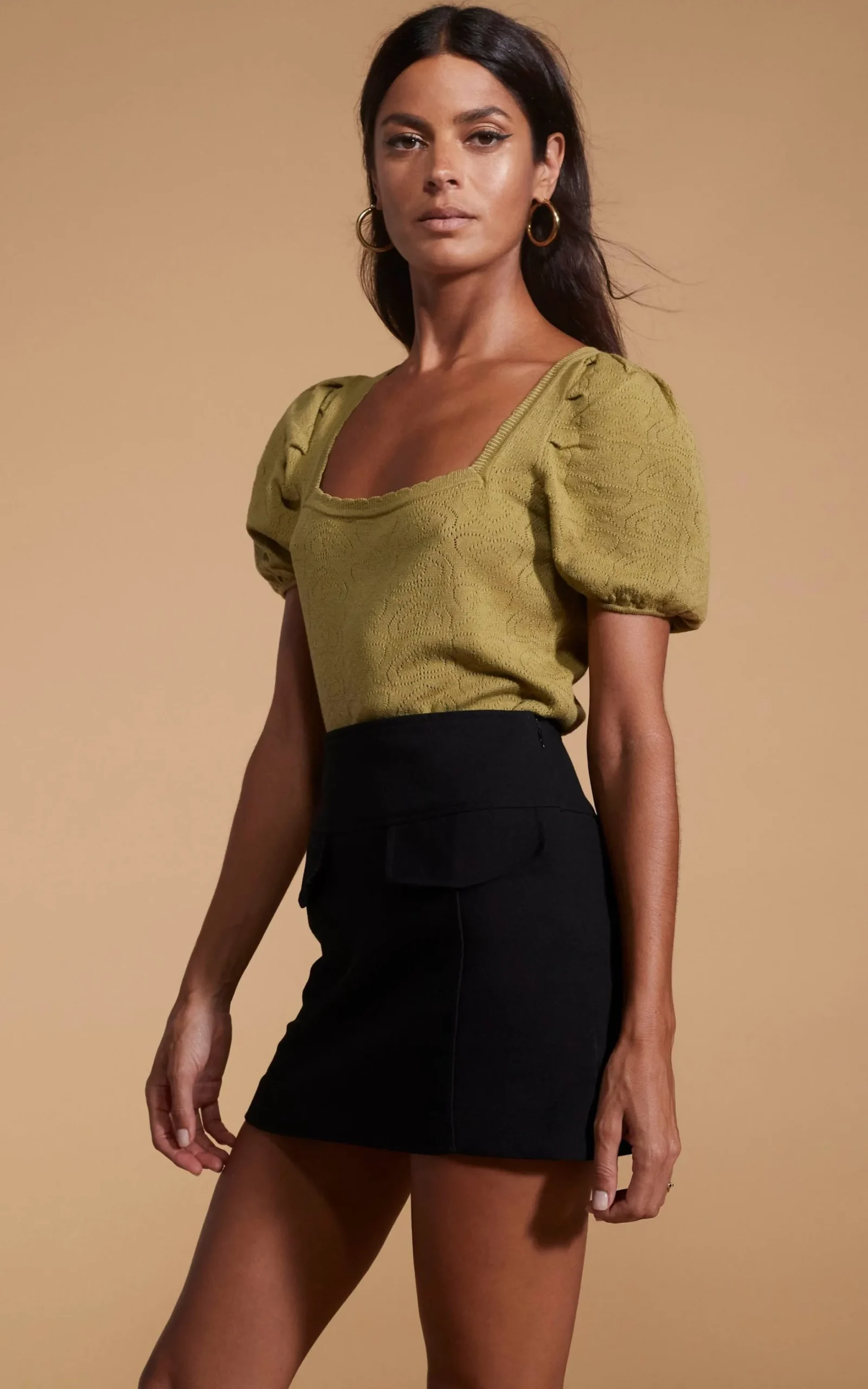 Daphne Pointelle Top In Khaki